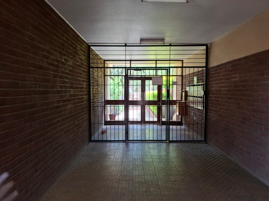 To Let 2 Bedroom Property for Rent in Bloemfontein Free State